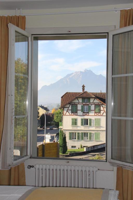 Gasthaus Zum Kreuz Meggen Szoba fotó